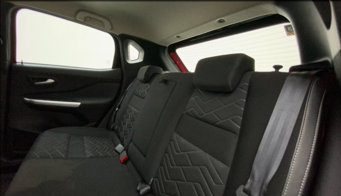 2021 Nissan MAGNITE XV PREMIUM DUAL TONE, Petrol, Manual, 24,085 km, Right Side Rear Door Cabin