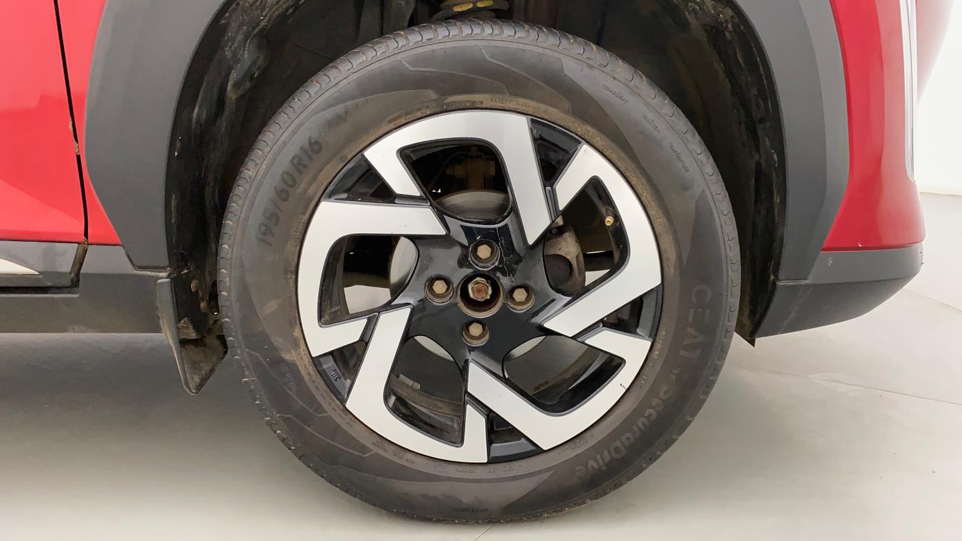 2021 Nissan MAGNITE XV PREMIUM DUAL TONE, Petrol, Manual, 24,085 km, Right Front Wheel