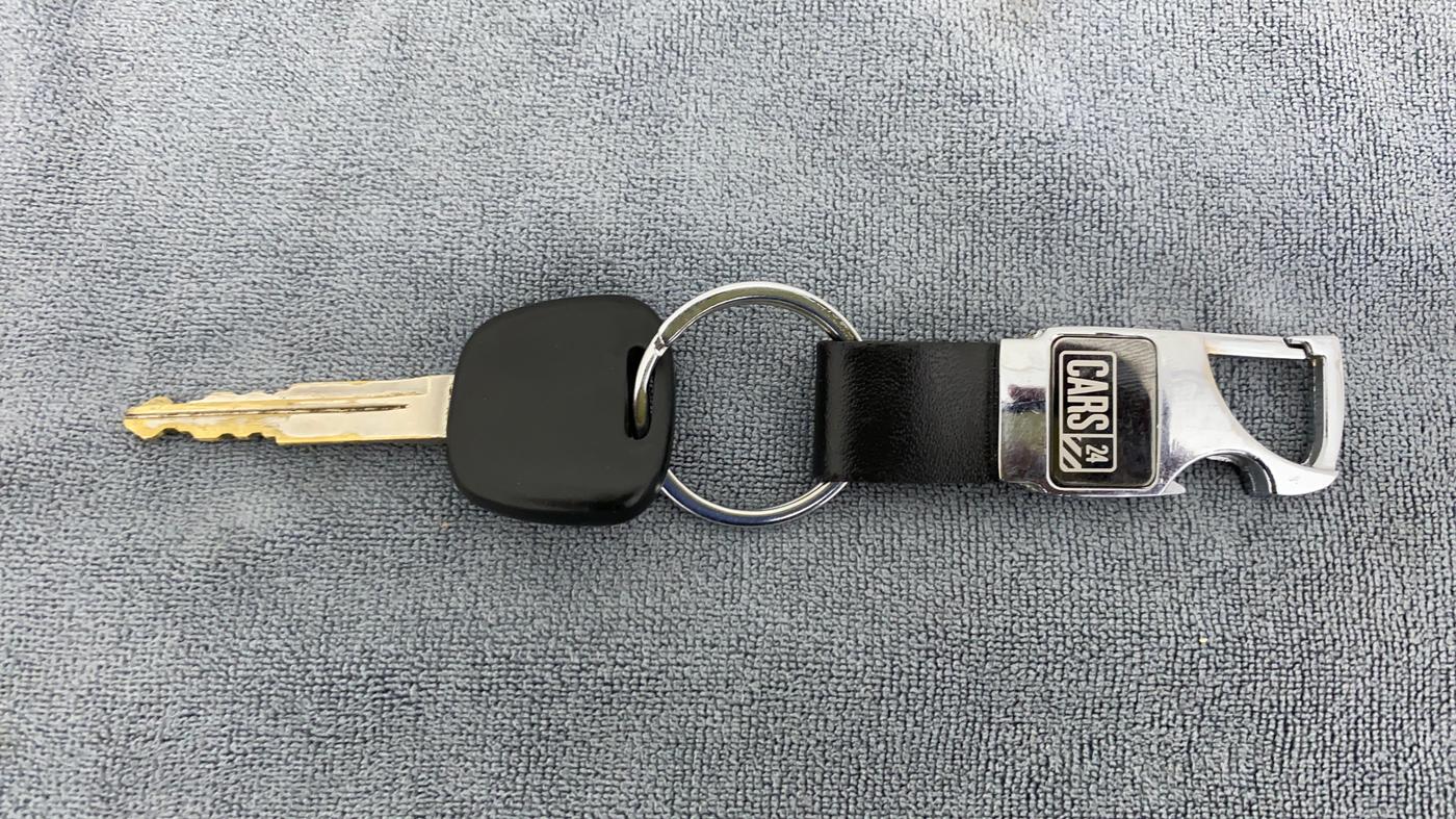 2019 Maruti Eeco 7 STR, CNG, Manual, 31,626 km, Key Close Up