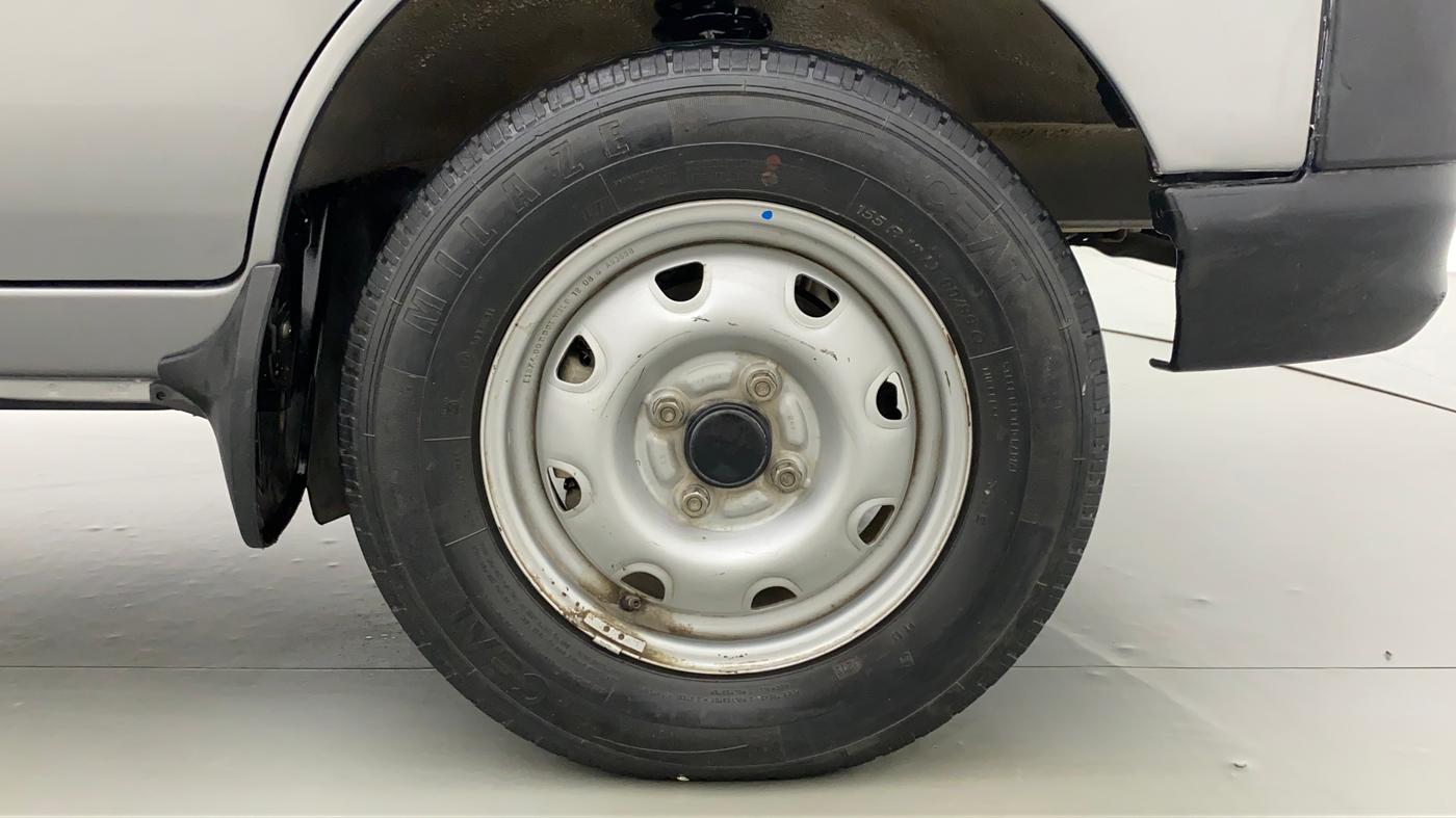 2019 Maruti Eeco 7 STR, CNG, Manual, 31,626 km, Right Front Wheel