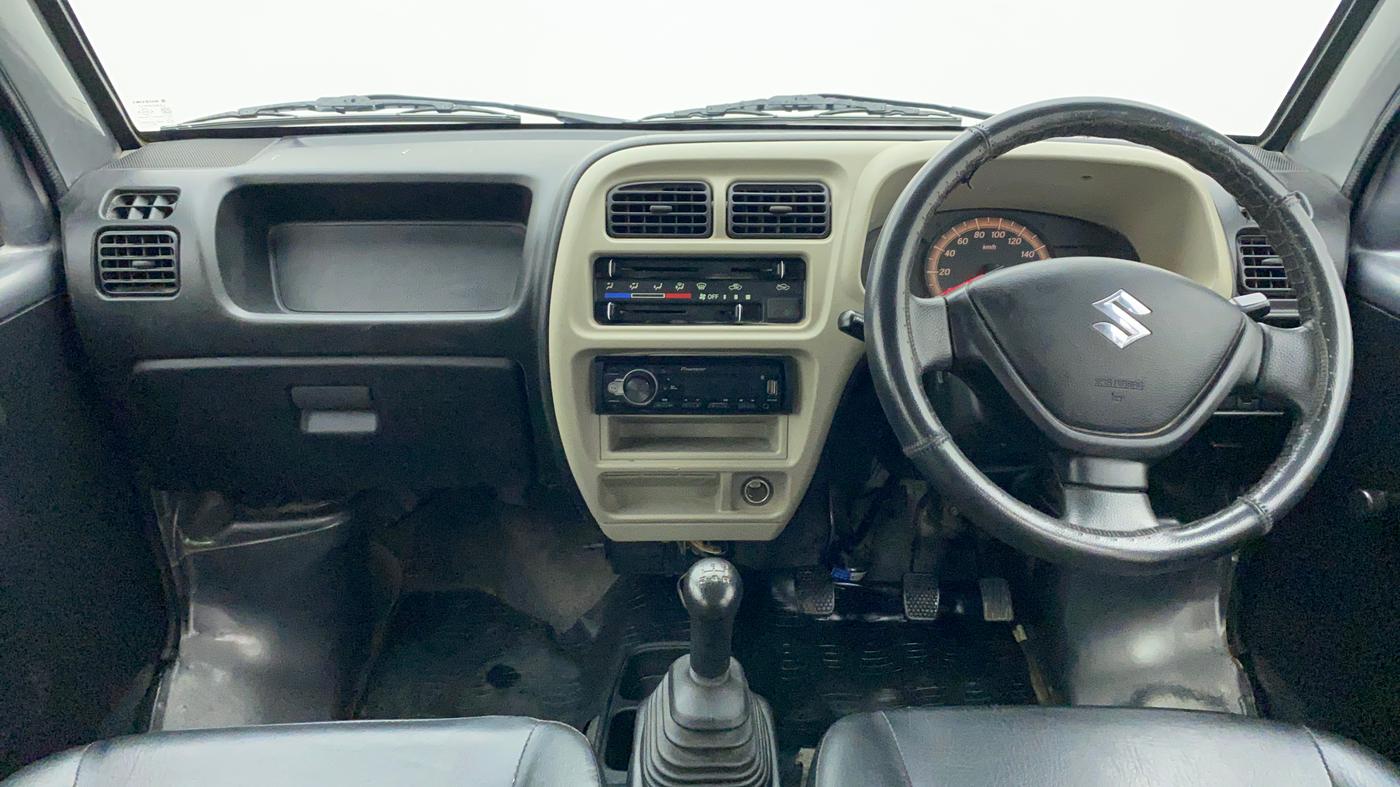 2019 Maruti Eeco 7 STR, CNG, Manual, 31,626 km, Dashboard