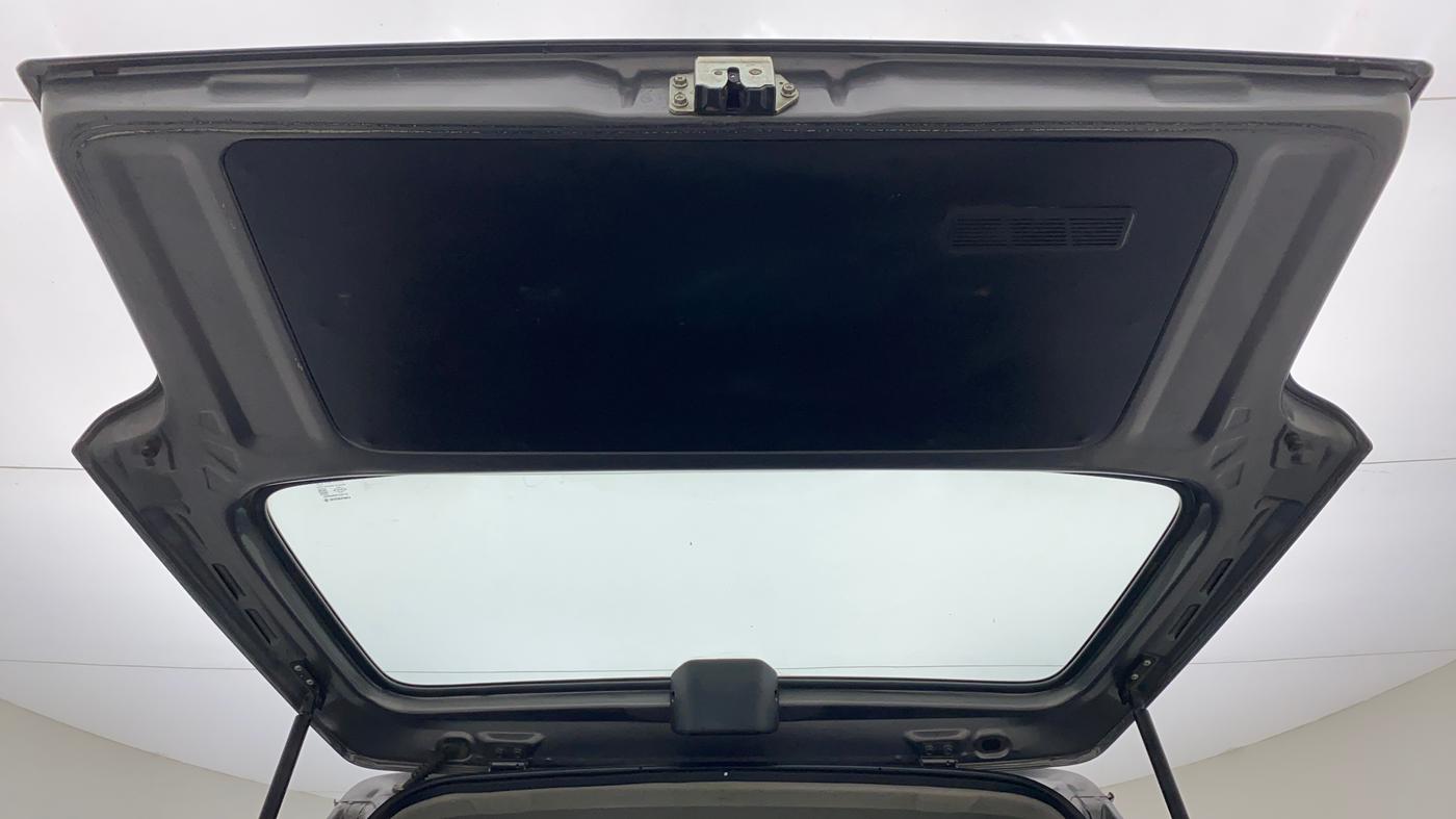 2019 Maruti Eeco 7 STR, CNG, Manual, 31,626 km, Boot Door Open