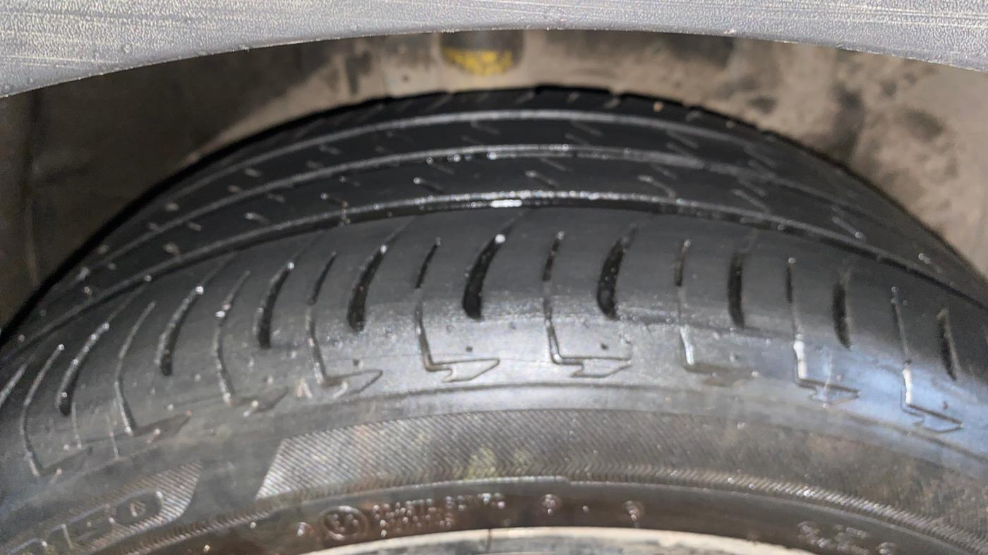2018 Ford Ecosport TITANIUM 1.0L ECOBOOST SPORTS(SUNROOF), Petrol, Manual, 82,712 km, Left Front Tyre Tread