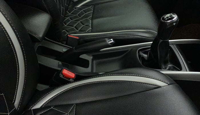 2018 Maruti Baleno ALPHA PETROL 1.2, Petrol, Manual, 59,234 km, Gear Lever