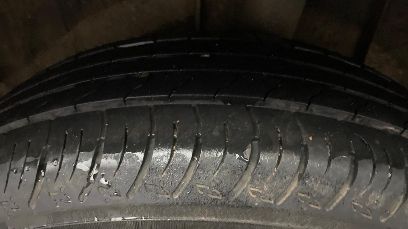 2025 Nissan MAGNITE N-Connecta B4D 1.0 Petrol MT, Petrol, Manual, 12,628 km, Left Rear Tyre Tread