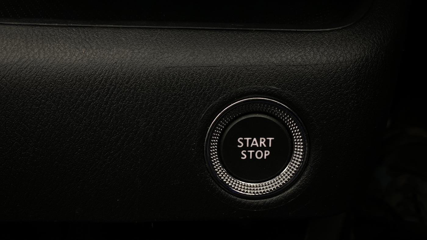 2025 Nissan MAGNITE N-Connecta B4D 1.0 Petrol MT, Petrol, Manual, 12,628 km, Keyless Start/ Stop Button