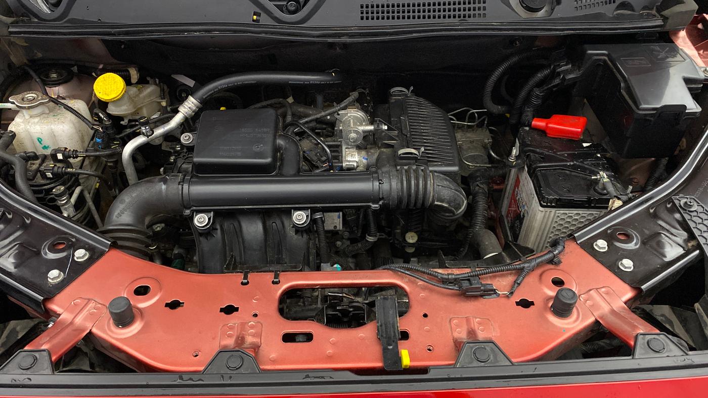 2025 Nissan MAGNITE N-Connecta B4D 1.0 Petrol MT, Petrol, Manual, 12,628 km, Engine View