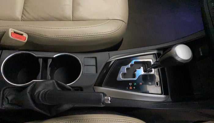 2015 Toyota Corolla Altis VL CVT PETROL, Petrol, Automatic, 63,955 km, Gear Lever