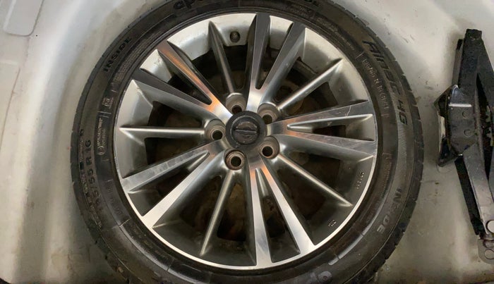 2015 Toyota Corolla Altis VL CVT PETROL, Petrol, Automatic, 63,955 km, Spare Tyre