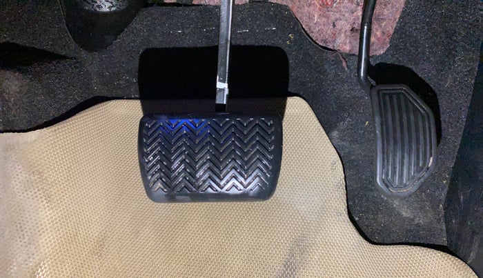 2015 Toyota Corolla Altis VL CVT PETROL, Petrol, Automatic, 63,955 km, Pedals