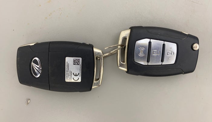 2019 Mahindra XUV300 W6 1.5 DIESEL, Diesel, Manual, 66,858 km, Key Close Up