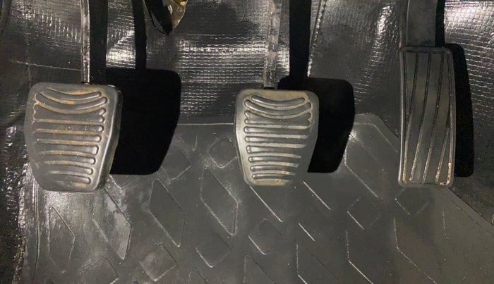 2019 Mahindra XUV300 W6 1.5 DIESEL, Diesel, Manual, 66,858 km, Pedals