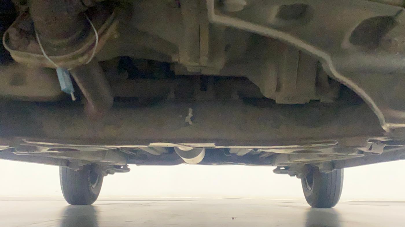 2017 Maruti Swift VXI, Petrol, Manual, 37,591 km, Front Underbody