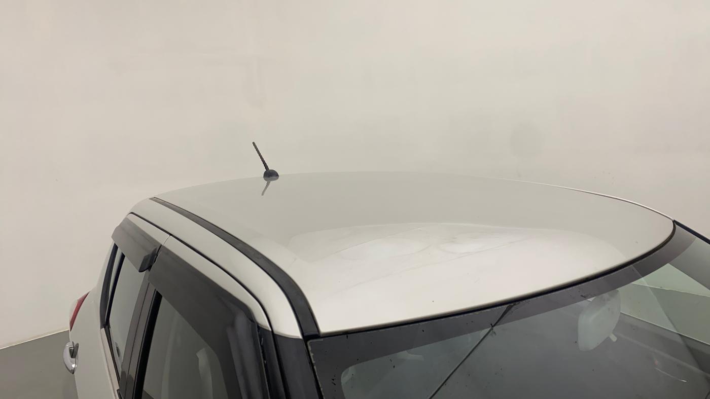 2017 Maruti Swift VXI, Petrol, Manual, 37,591 km, Roof