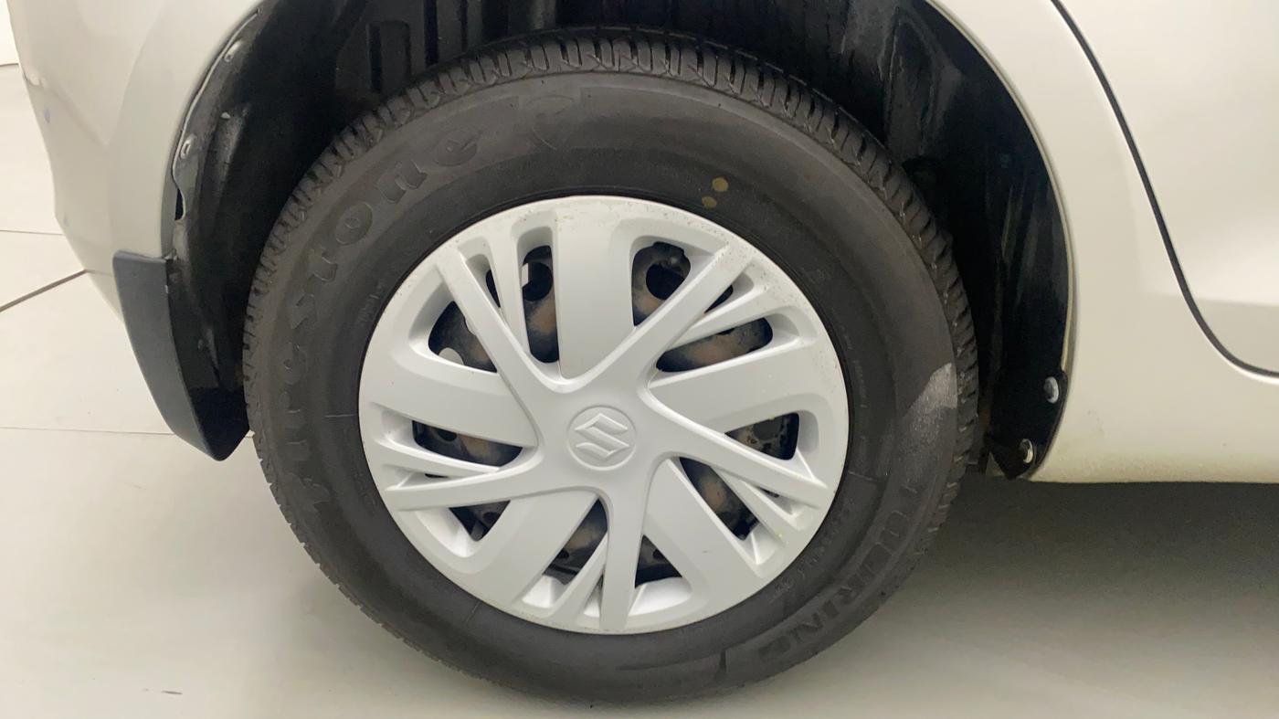 2017 Maruti Swift VXI, Petrol, Manual, 37,591 km, Right Rear Wheel