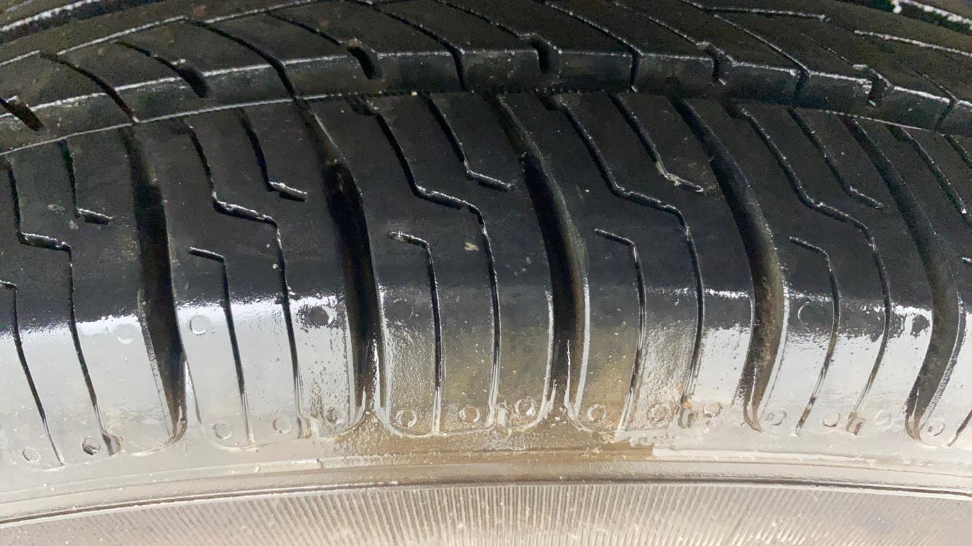 2012 Maruti A Star VXI, Petrol, Manual, 58,911 km, Left Rear Tyre Tread