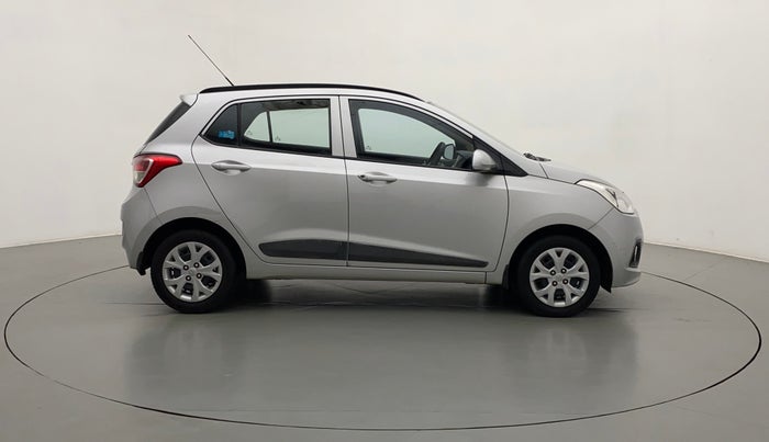 2016 Hyundai Grand i10 SPORTZ 1.2 KAPPA VTVT, Petrol, Manual, 13,996 km, Right Side