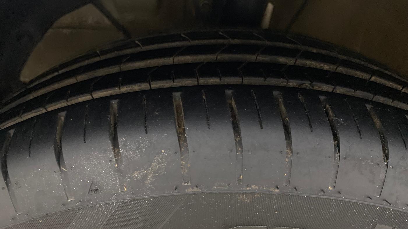 2019 Maruti Dzire ZXI PLUS, Petrol, Manual, 74,220 km, Left Front Tyre Tread