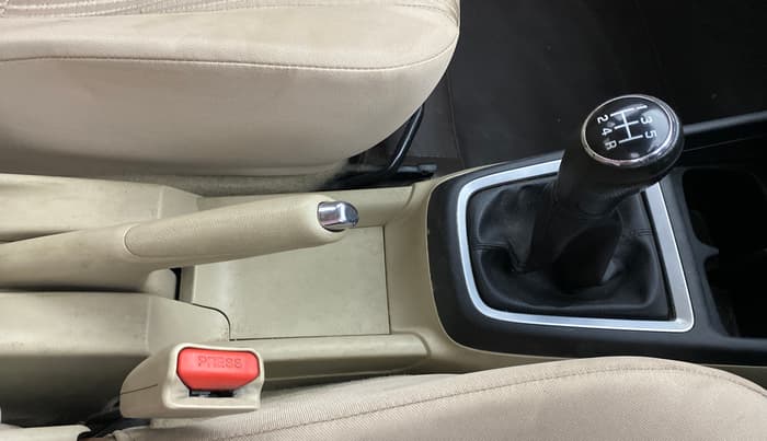2019 Maruti Dzire ZXI PLUS, Petrol, Manual, 74,220 km, Gear Lever