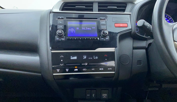 2015 Honda Jazz 1.2 V MT, Petrol, Manual, 55,247 km, Air Conditioner