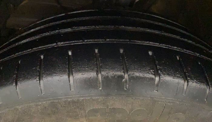 2020 Maruti Baleno ZETA PETROL 1.2, Petrol, Manual, 44,922 km, Left Front Tyre Tread