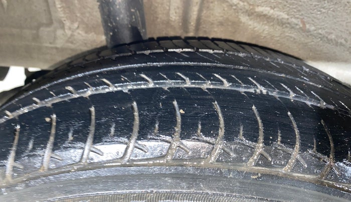 2019 Maruti New Wagon-R VXI 1.0, Petrol, Manual, 45,863 km, Right Rear Tyre Tread