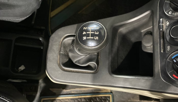 2019 Maruti New Wagon-R VXI 1.0, Petrol, Manual, 45,863 km, Gear Lever