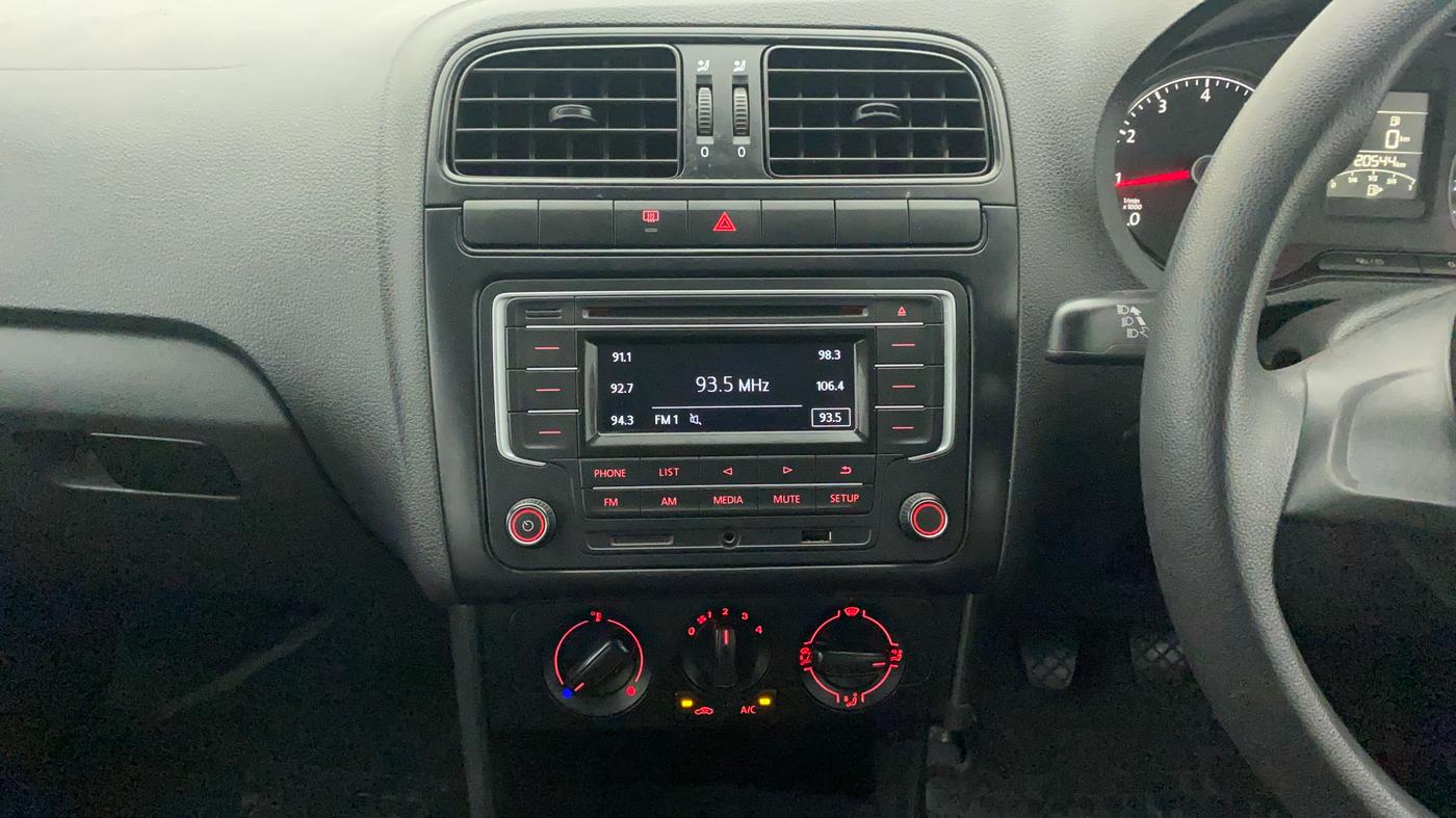2020 Volkswagen Polo COMFORTLINE 1.0L MPI, Petrol, Manual, 20,544 km, Air Conditioner