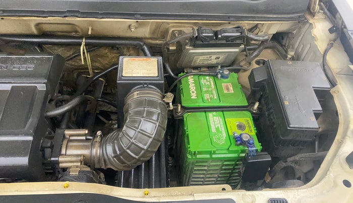 2016 Mahindra Kuv100 K6 PLUS 6 STR, Petrol, Manual, 37,851 km, Engine View - Left