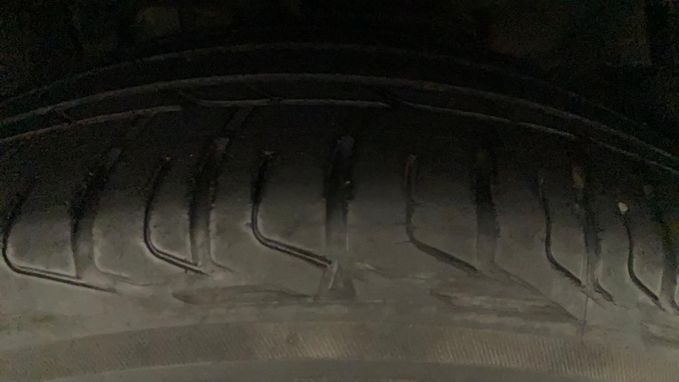2018 Tata NEXON XZA PLUS DIESEL, Diesel, Automatic, 46,409 km, Right Front Tyre Tread