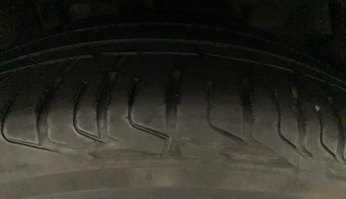 2018 Tata NEXON XZA PLUS DIESEL, Diesel, Automatic, 46,409 km, Right Front Tyre Tread
