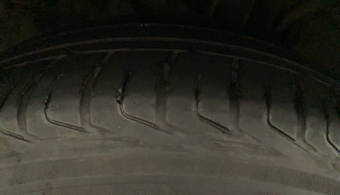 2018 Tata NEXON XZA PLUS DIESEL, Diesel, Automatic, 46,409 km, Right Rear Tyre Tread