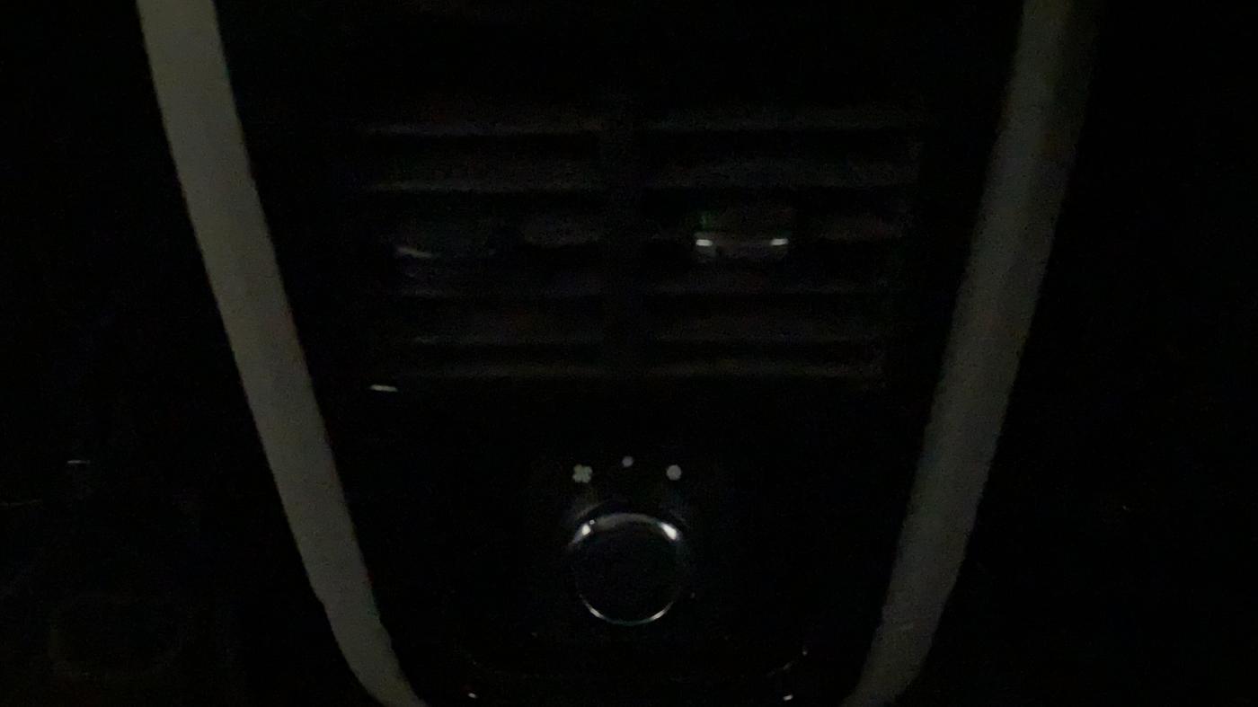 2018 Tata NEXON XZA PLUS DIESEL, Diesel, Automatic, 46,409 km, Rear AC Vents