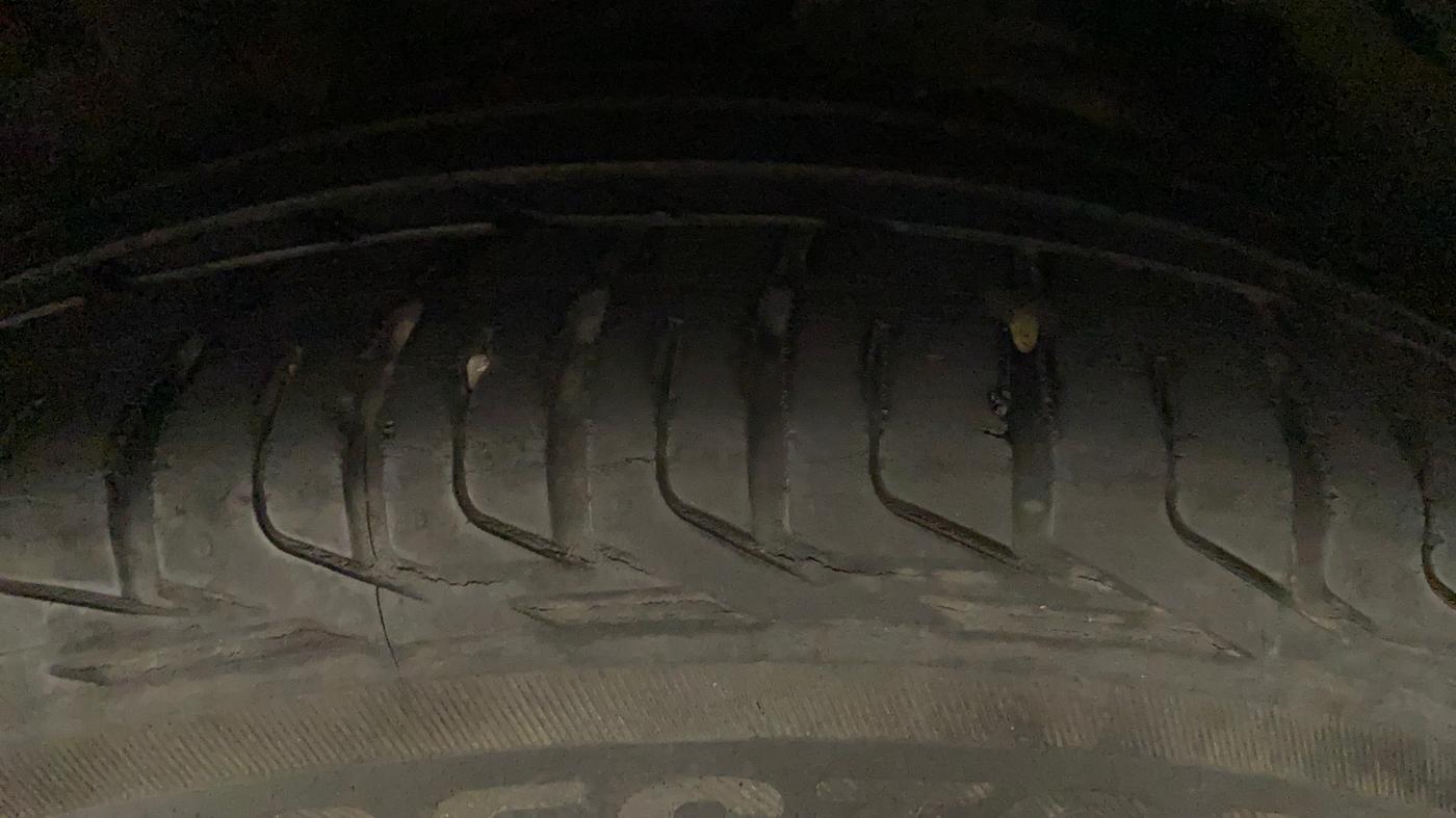 2018 Tata NEXON XZA PLUS DIESEL, Diesel, Automatic, 46,409 km, Left Front Tyre Tread
