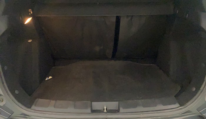 2018 Tata NEXON XZA PLUS DIESEL, Diesel, Automatic, 46,409 km, Boot Inside