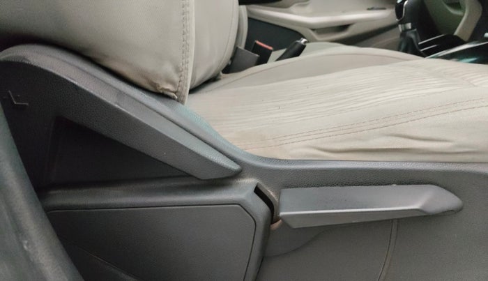 2014 Ford Ecosport TITANIUM 1.5L DIESEL, Diesel, Manual, 98,267 km, Driver Side Adjustment Panel