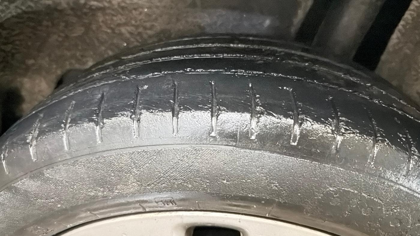 2017 Maruti Baleno ZETA CVT PETROL 1.2, Petrol, Automatic, 56,534 km, Left Rear Tyre Tread