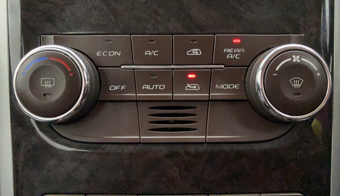 2012 Mahindra XUV500 W8 FWD, Diesel, Manual, 68,935 km, Automatic Climate Control