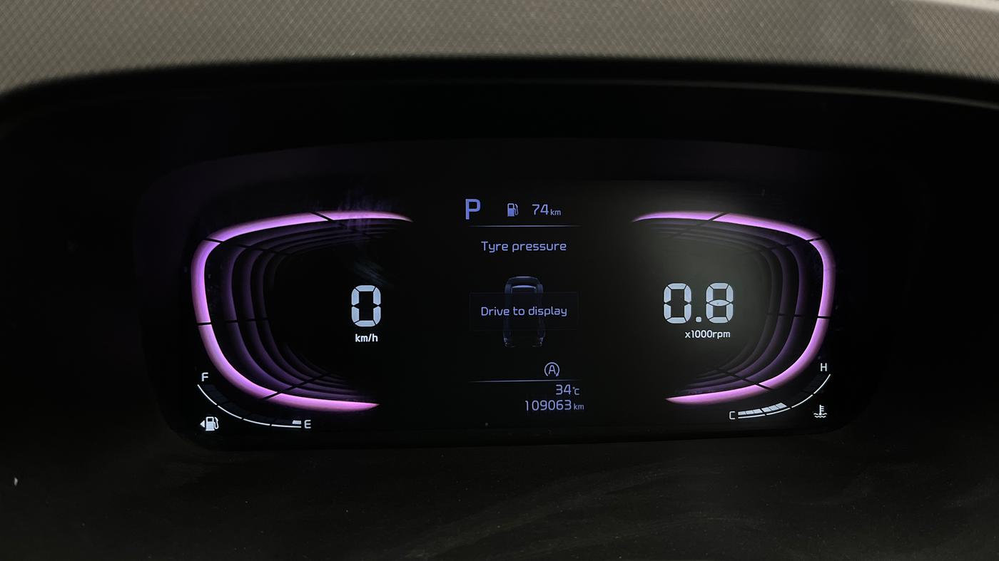 2023 KIA CARENS  PRESTIGE PLUS 1.5 TURBO PETROL DCT 7 STR, Petrol, Automatic, 1,08,754 km, Odometer Image