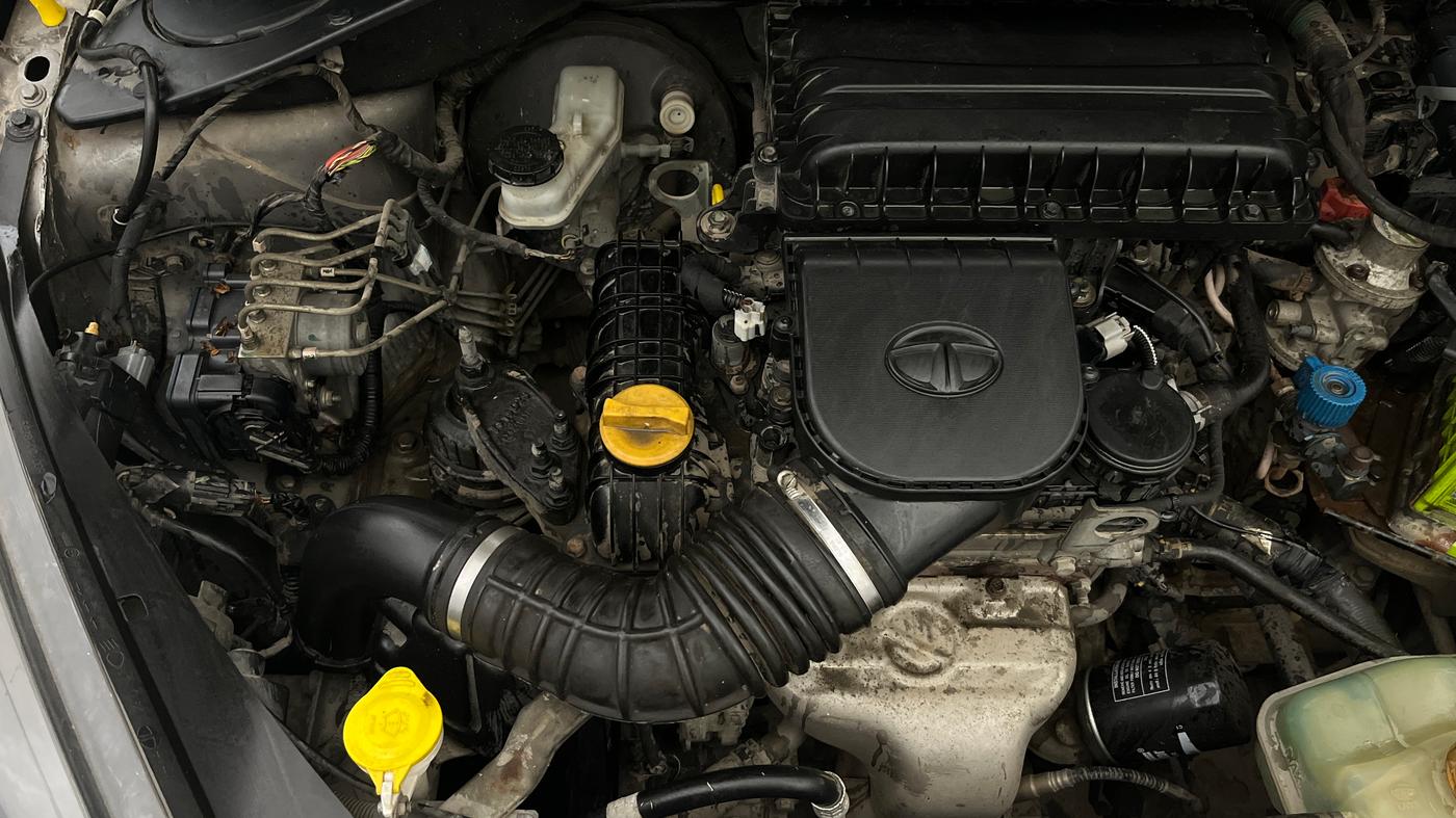2019 Tata TIGOR XZA PLUS PETROL, CNG, Automatic, 69,719 km, Engine View - Right