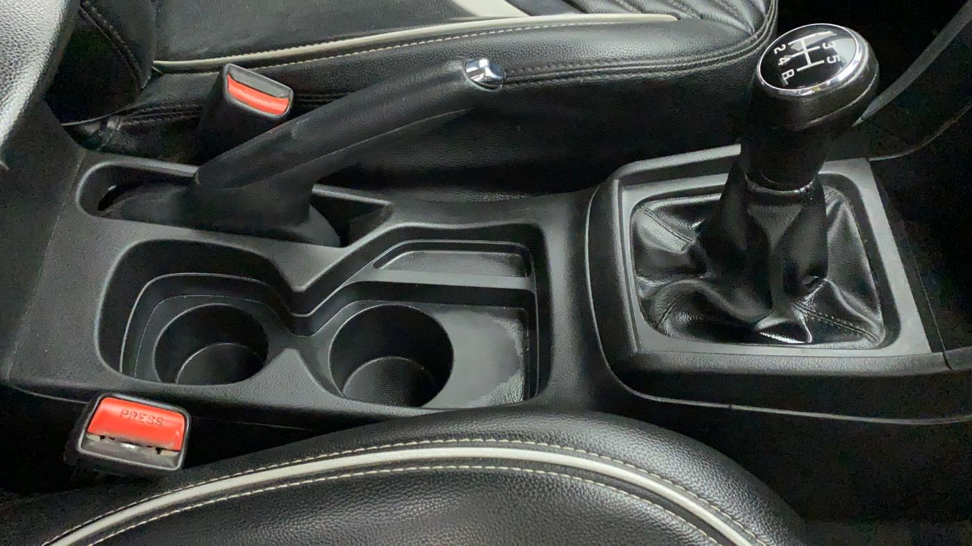 2019 Maruti Vitara Brezza ZDI PLUS, Diesel, Manual, 41,612 km, Gear Lever