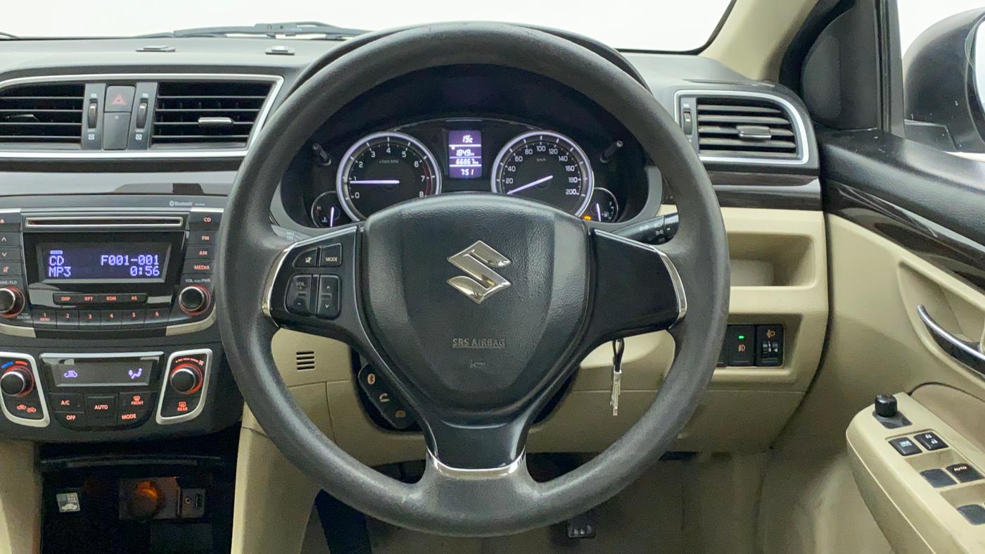 2017 Maruti Ciaz DELTA 1.4 VVT, Petrol, Manual, 66,931 km, Steering Wheel Close Up