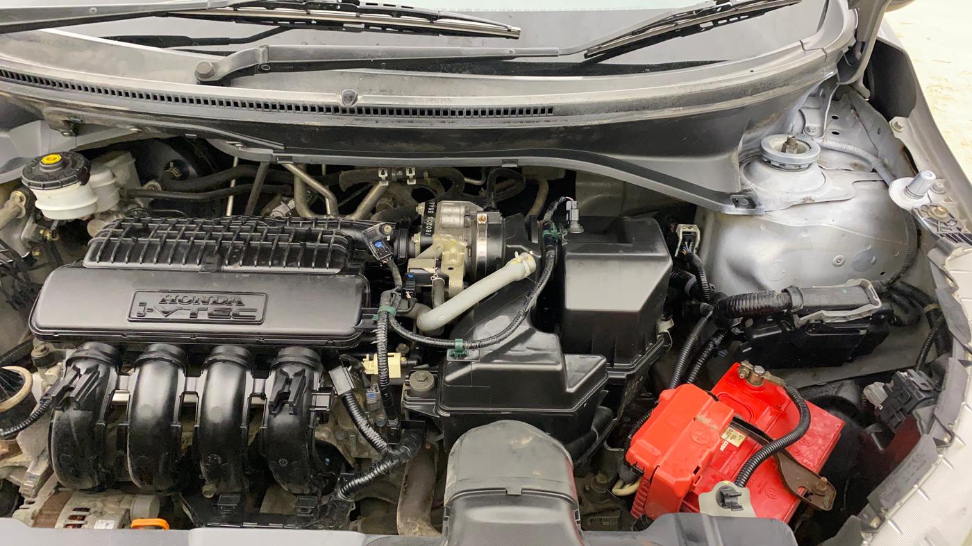 2018 Honda BR-V 1.5L I-VTEC V, Petrol, Manual, 76,207 km, Engine View - Left