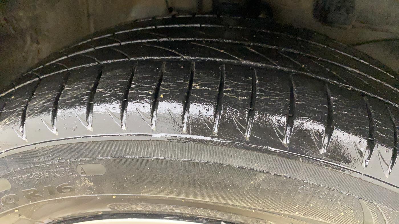 2018 Honda BR-V 1.5L I-VTEC V, Petrol, Manual, 76,207 km, Right Front Tyre Tread