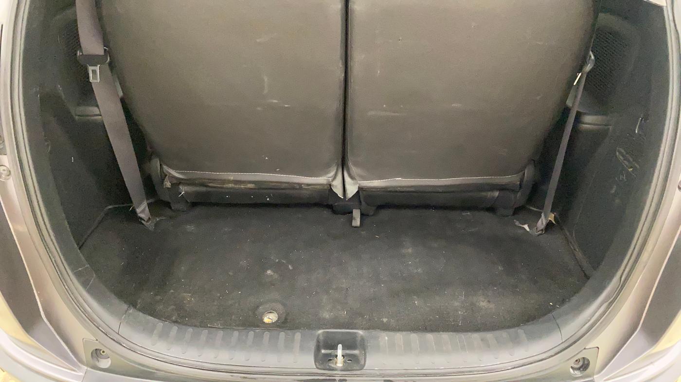 2018 Honda BR-V 1.5L I-VTEC V, Petrol, Manual, 76,207 km, Boot Inside