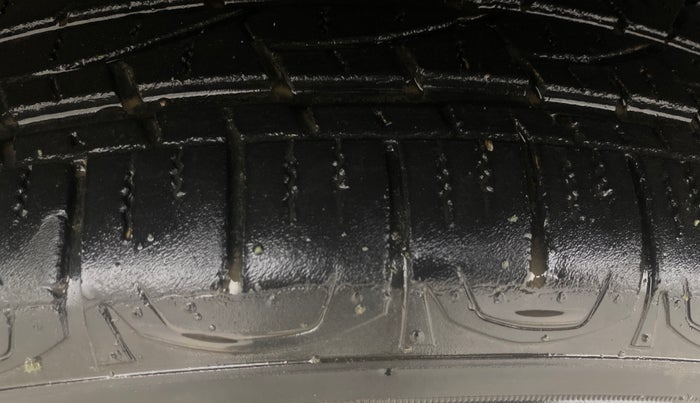 2021 Jeep Compass SPORT 1.4 PETROL, Petrol, Manual, 46,743 km, Left Front Tyre Tread