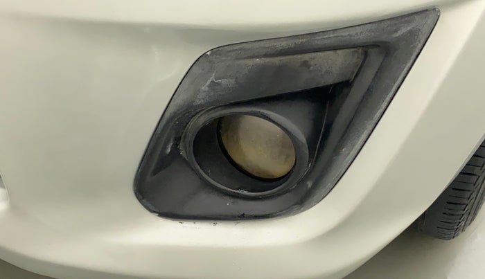2014 Maruti Ertiga VXI, Petrol, Manual, 43,894 km, Left fog light - Not working