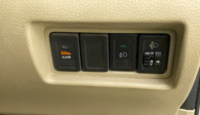 2014 Maruti Ertiga VXI, Petrol, Manual, 43,894 km, Dashboard - Headlight height adjustment not working