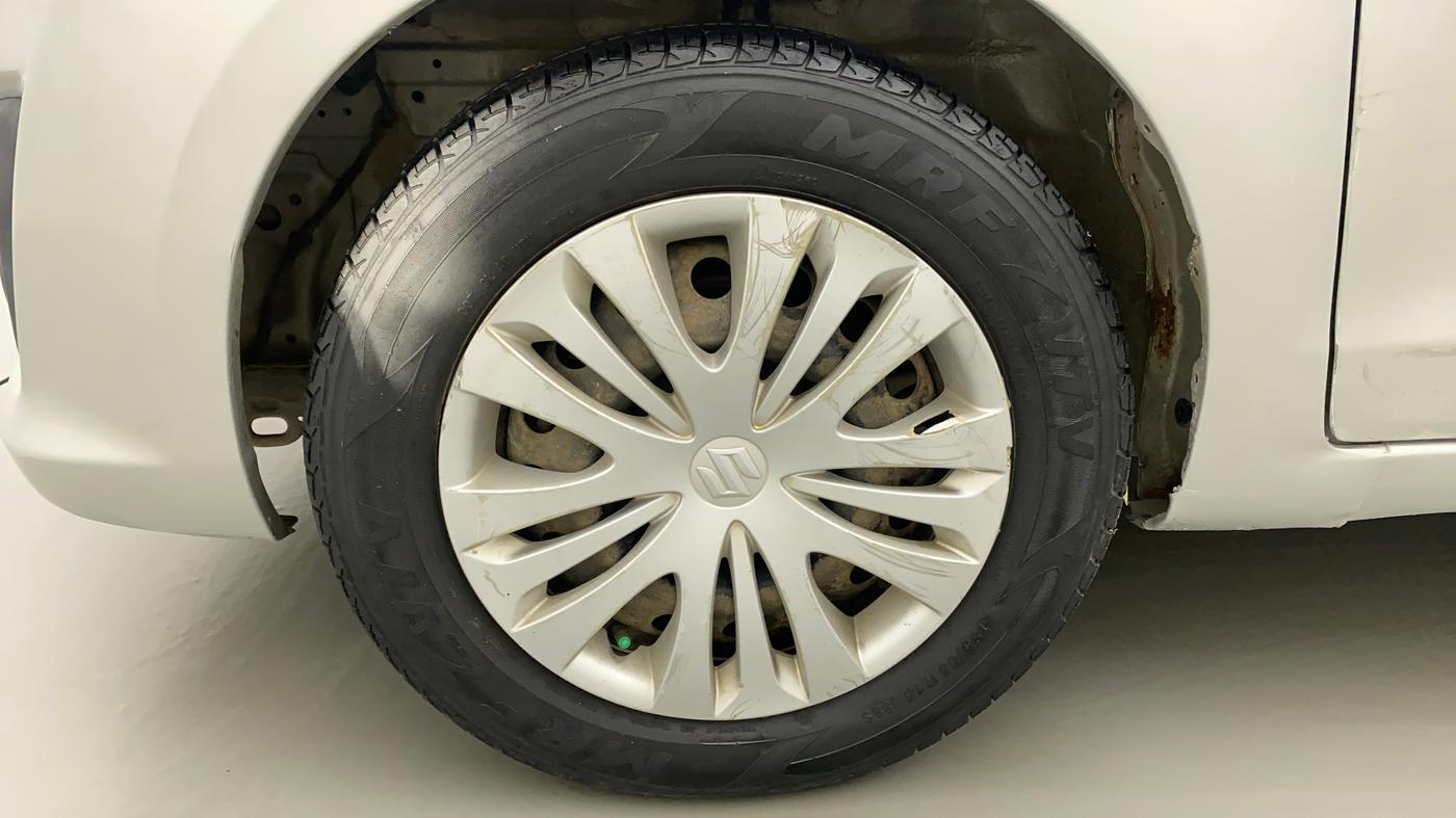 2014 Maruti Ertiga VXI, Petrol, Manual, 43,894 km, Left Front Wheel
