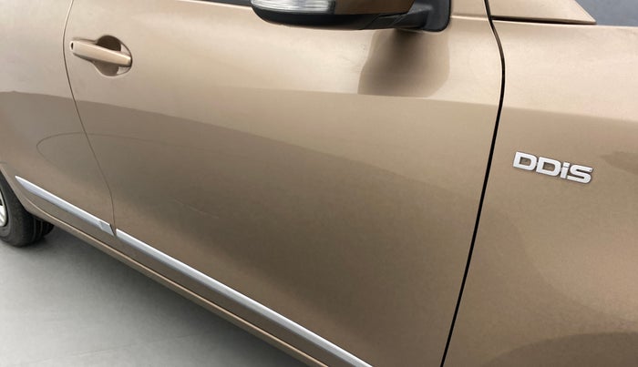 2018 Maruti Dzire VDI, Diesel, Manual, 36,182 km, Driver-side door - Slightly dented